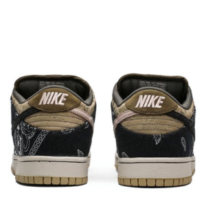 Travis Scott SB Dunk