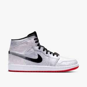 Jordan 1 Mid SE Fearless